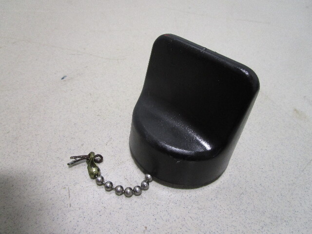 0375817 375817 OMC Evinrude Johnson Outboard Gas Filler Cap