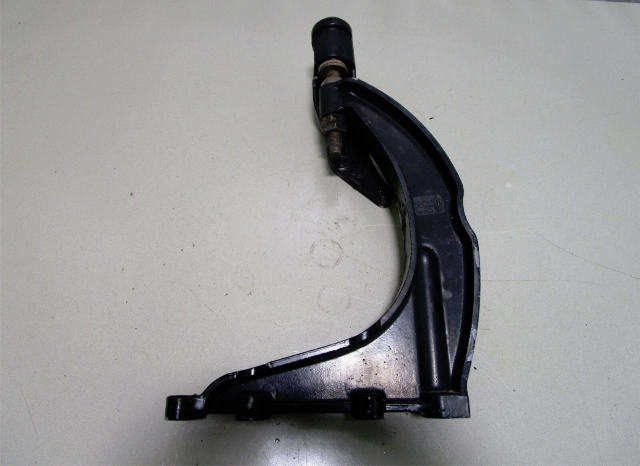 76839T 77877A2 Mercruiser Stern Drive Front Support Mount & Bracket