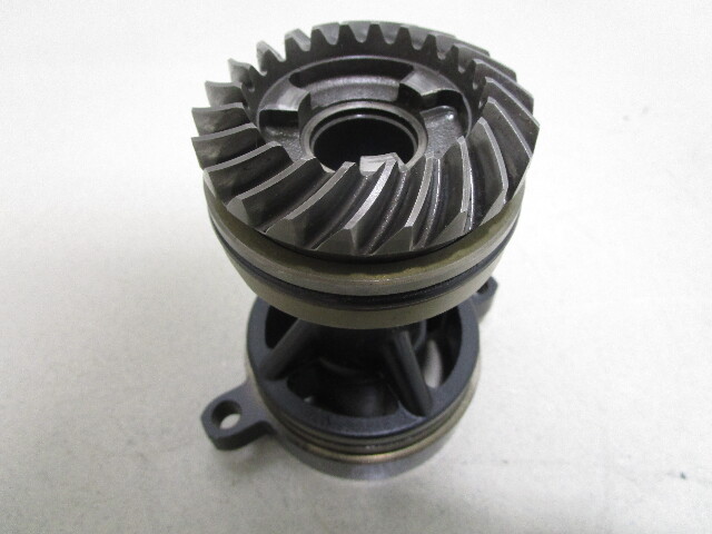 19291A3 Mercury Mariner Force 40-60 HP Bearing Carrier & Reverse Gear 859104T01