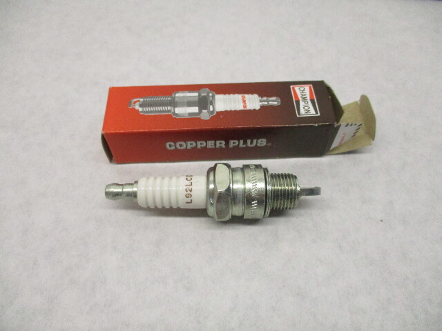 L92LCC 923 CHAMPION SPARK PLUG COPPER PLUS for Mercury Marine Engines 33-858341