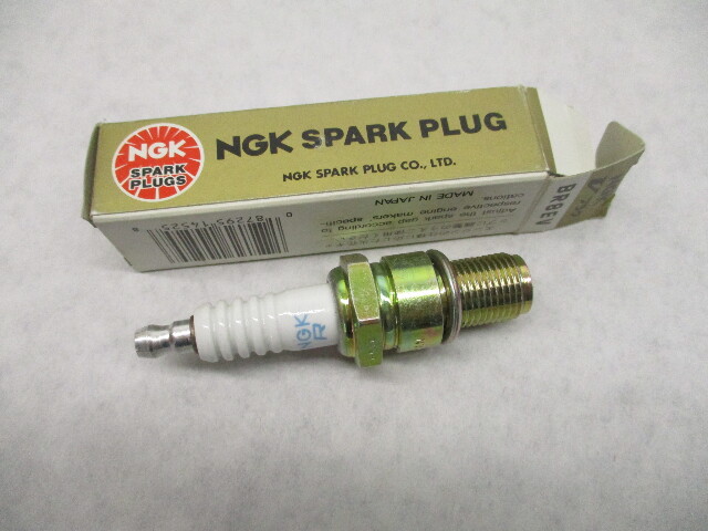 BR8EV NGK Gold Palladium Spark Plug for Yamaha Marine Honda Polaris Ski-Doo