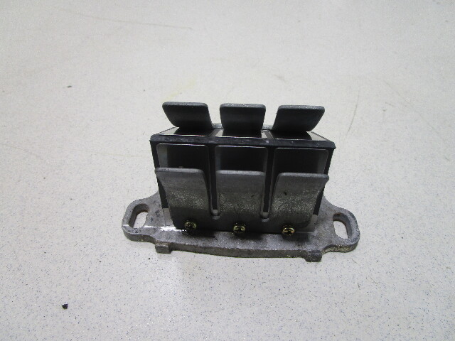 81268M 34-81268M Reed Valve Assembly for Mariner 55, 60 HP Outboards