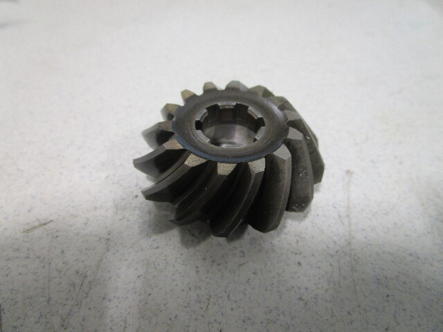 84208M Mariner  Outboard Lower Unit Pinion Gear  60 HP 2 Cyl