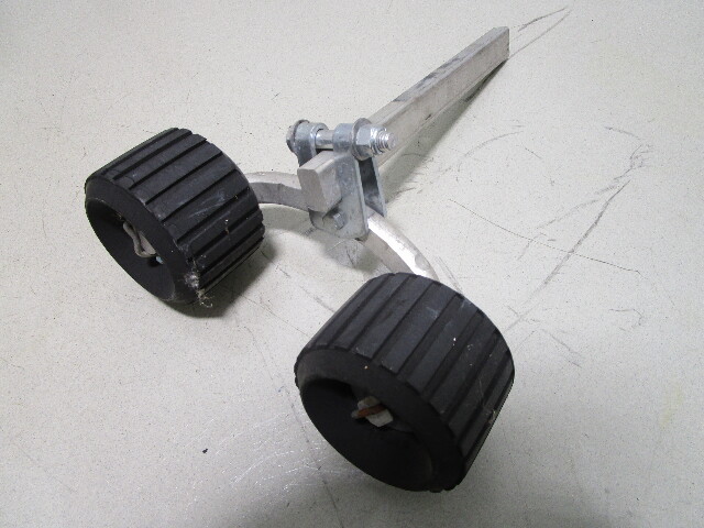 Marine Boat Trailer Wobble 2 Roller Assembly 16.5"