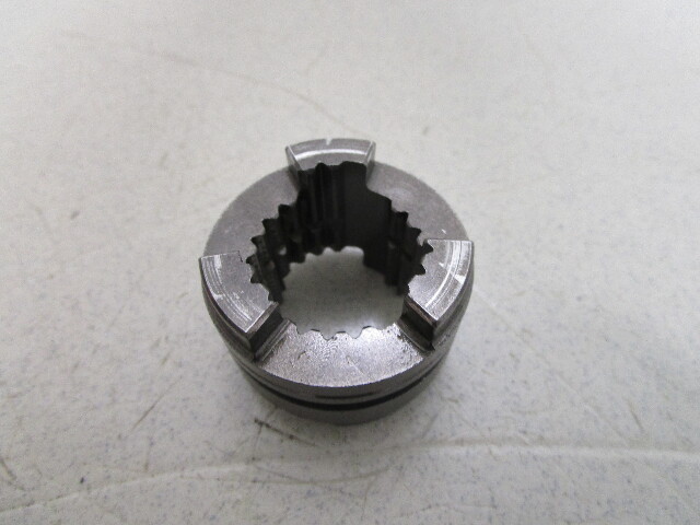 337020 0337020 OMC 3-Lug Clutch Dog Shifter Evinrude Johnson 20-35 Hp Outboard