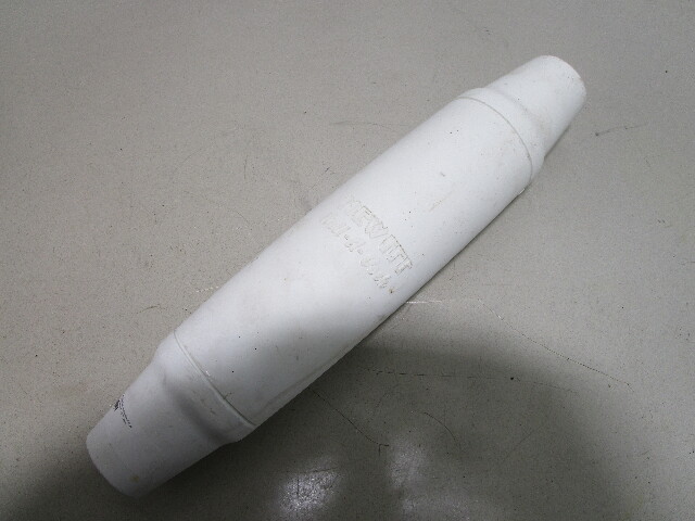 Hewitt Roll-A-Dock Torpedo Style 2" Dock Post Bumper-5" x 22.5", White