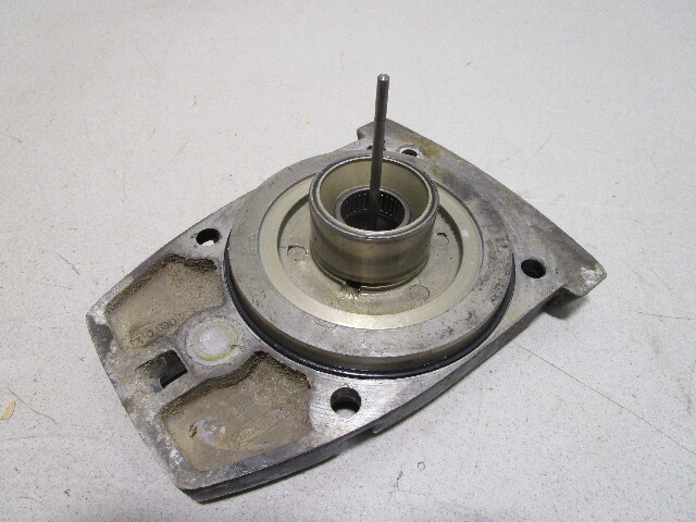 92068A6 Mercruiser Bravo III Upper Unit Drive Shaft Housing Cover 92068C-2