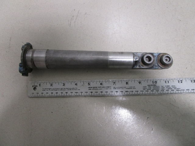 303500 Swivel Pilot Shaft Tube for Evinrude 1955 7518 7.5HP Fleetwin Outboard