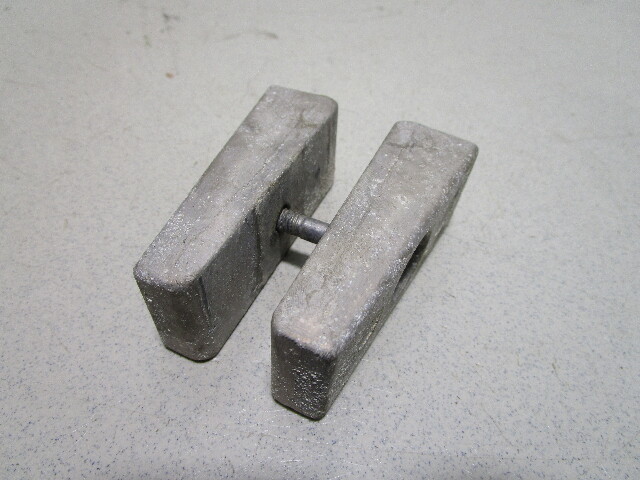 826134Q Mercury Mariner Force 65-125 HP Side Pocket Wedge Anode & Bolt 826134A1