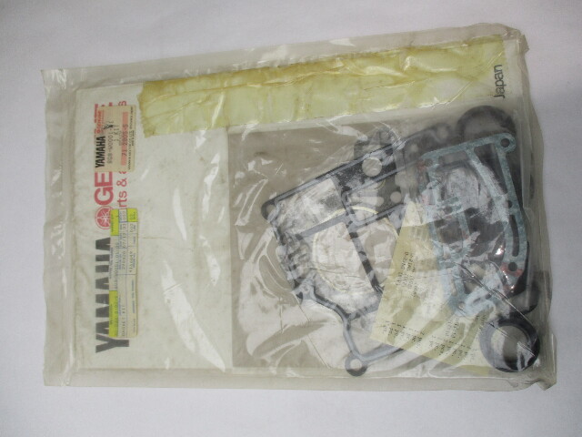 6G8-W0001-A1-00 New Yamaha Outboard Gasket Kit