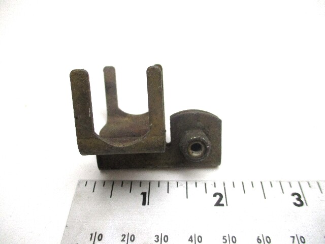 0126535 OMC Binnacle Remote Control Dual Cable Retainer