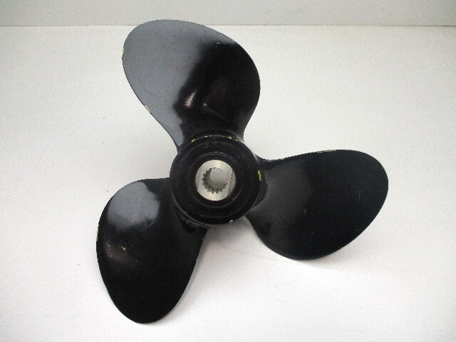 31672A1 16" x 15P Prop Mercruiser II, Chrysler Drive 90 Sterndrive RH 17 Spline