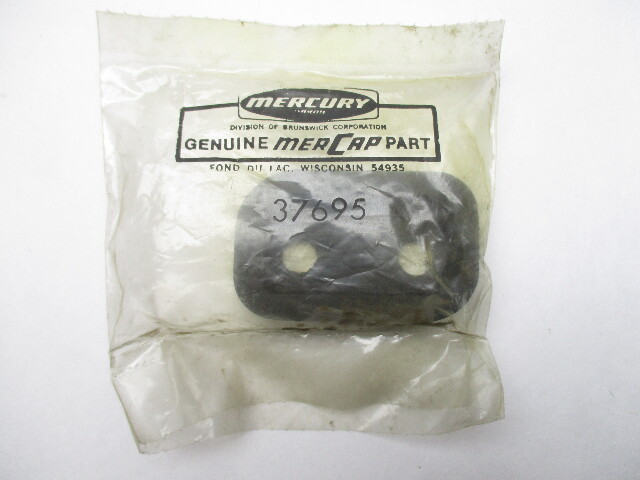 37695 New Boot Mercury Mariner Outboard Engines