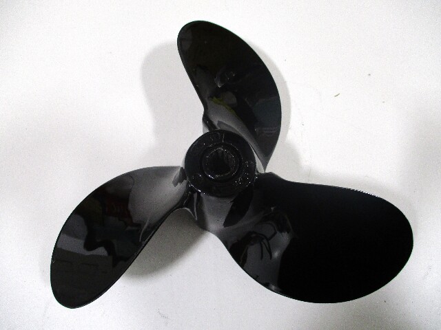 0388883 9 1/4 x 11 Pitch NON-THRU HUB EXHAUST Prop 13 Tooth Evinrude Johnson