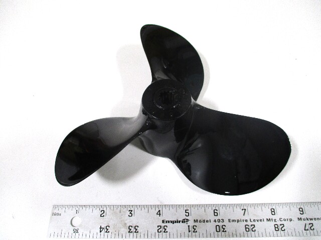 012015 9 x 10 Pitch NON-THRU HUB EXHAUST Prop 13 Tooth 14-28HP Evinrude Johnson