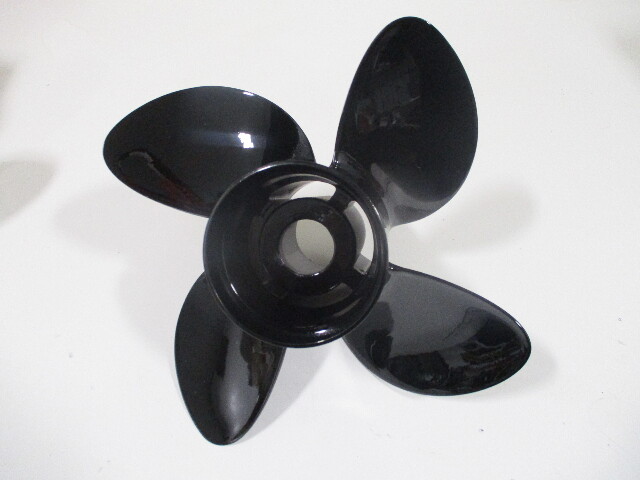 Rubex 4 Blade 13 X 15P Hub Kit Style Prop 4 1/4" Gearcase