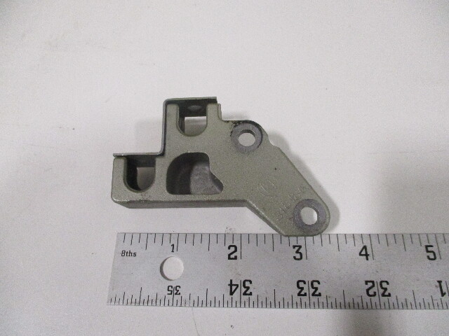 318186 318188 OMC 65/70HP Evinrude Johnson Outboard Cable Anchor Block