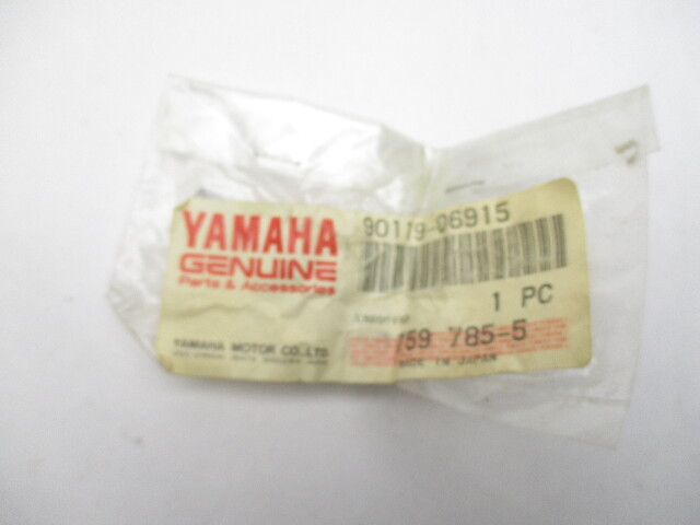 90119-06915-00 New Bolt with Washer Yamaha Outboard Engines