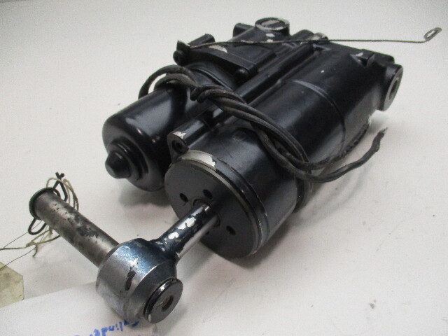 0438135 Hydraulic Trim Tilt Assembly Evinrude Johnson Outboard 25