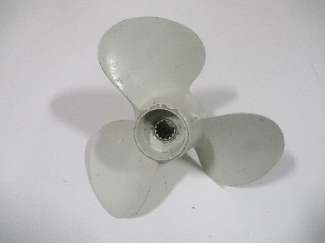 FP495 10" x 15P Prop Chrysler 55,65 HP Force 60HP Outboards 13 Spline