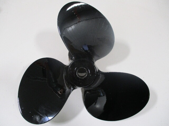 PR400 16" X 15P RH Prop for Volvo Penta Aquamatic Stern Drive Short Hub