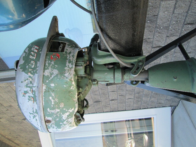 Vintage Antique Johnson 5 HP 1940s Outboard Motor SIEZED for Parts or Rebuild