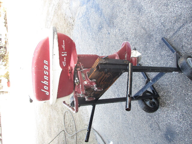 Vintage Antique Johnson 5.5 HP  CD-14 Outboard 1956 Locked up but lowerShifts
