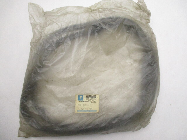 688-42615-00-00 New Yamaha Seal