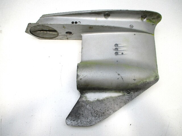 393752 Evinrude Johnson 3 Cyl Lower Unit Gearcase EMPTY HOUSING ONLY 326665 D1