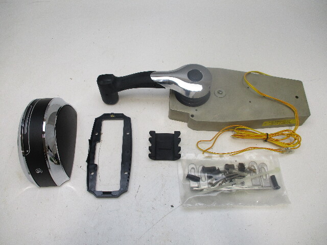 8M0060782 Mercury 4500 GEN II Console Mount Remote Control Box Non-Trim