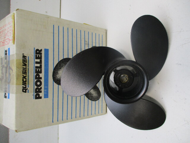 42518A11 9.75 x 5.5 Pitch Alum Prop fits some Mercury Mariner 6-15 HP Outboards