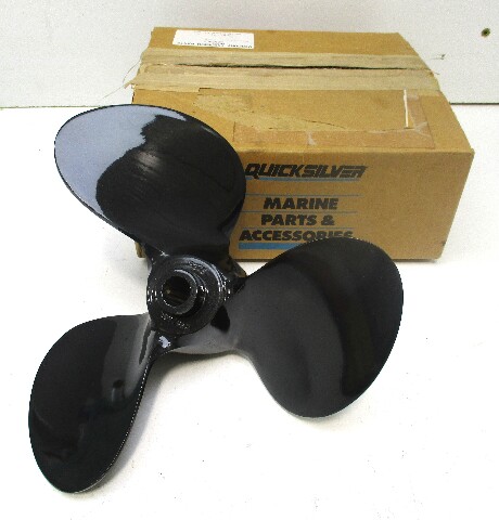 FP275 10 1/2 x 15 Pitch Propeller 20-60 HP Chrysler Force Outboards 14 Spline