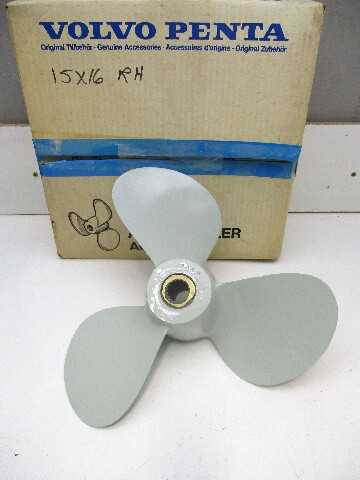 813301 Volvo Penta 200-290 Drive Short Hub Aluminum 15 x 16P  Prop 3 Blade RH