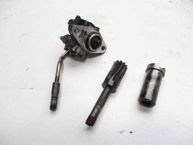 818902A2 Mercury Mariner 40 Hp 2 Stroke Outboard Oil Injection Pump 1998-2006