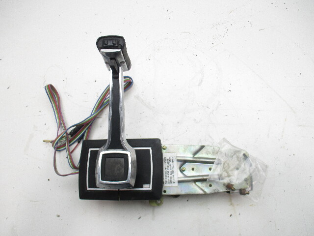 Bayliner Boat Throttle Remote Control Trim & Tilt Side Mount Push Open Throttle