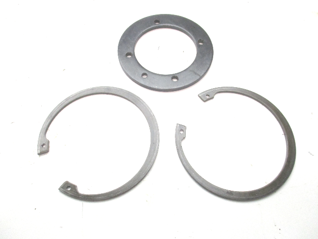 Johnson Evinrude Outboard 90 HP RETAINING RING & Plate 0313445 0324732 324732