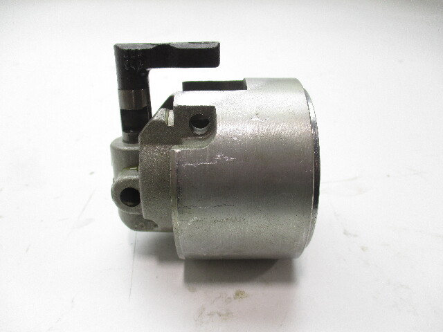 0391365 0323946 OMC Evinrude Johnson Outboard Gearcase Bearing Housing & Detent