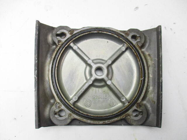911845 0911845 Cobra Stern Drive Upper Gear Housing Cover 1986-1993