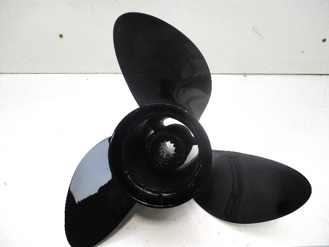 0390850 12 1/4 X 15P SST Prop JOHNSON/EVINRUDE 40-75 HP 3 3/8" Gearcase Outboard