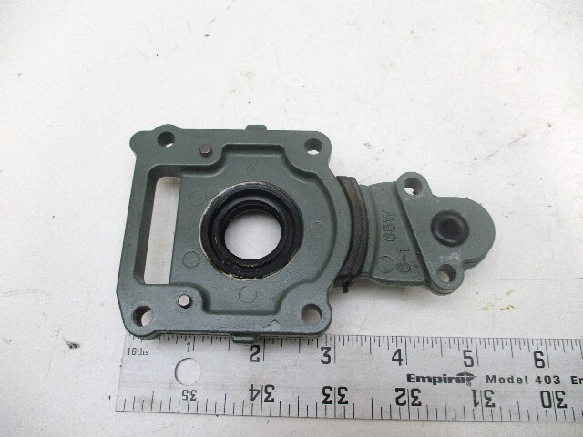 65W-45331-00-5B Yamaha F25 Outboard 4 Stroke Driveshaft Bearing Housing