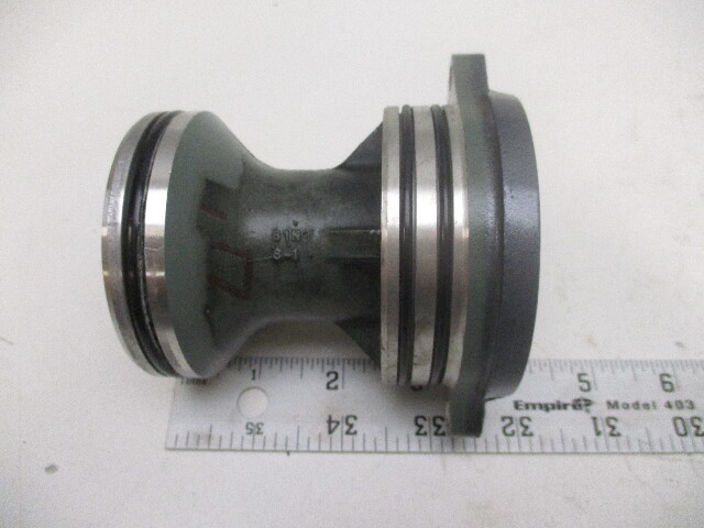 61N-45361-01-4D Yamaha 25-30HP Outboard Prop Shaft Bearing Carrier