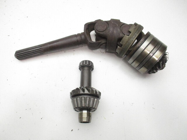 43-75324A2 Mercruiser 120/140 Upper Unit Gear Set 1.84 17/19