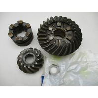 0987670 987670 OMC Cobra Lower Unit Forward Gear & Nut Set 1992 1993