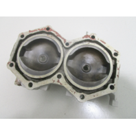 0326505 Evinrude Johnson V4 85-140 Hp Outboard Starboard Cylinder Head