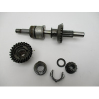 0305261 0320800  Evinrude Johnson Outboard Propeller Shaft & Gears 377458 303381