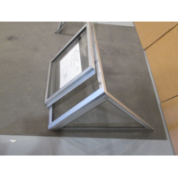 1977 14' Yarcraft Walk Through Boat Windshield