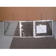 1977 14' Yarcraft Walk Through Boat Windshield