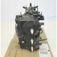 852067T98 Mercury Mariner 40/50 HP 2 Stroke 3 Cyl Outboard Powerhead Crankcase