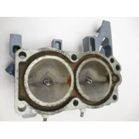 0321388 395702 Used Cylinder Head 9.9 15 HP Johnson Evinrude  1976-1980 321388