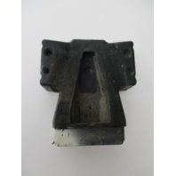 0387796 Evinrude Johnson Lower Rubber Mount Pair 60 70 Hp 3 Cyl Outboard 1978-2001